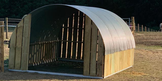 Fencing-in-kent-structures-field-shelter-tab